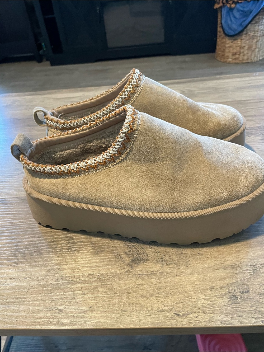 Mudd stormy 13L Beige suede Sherpa lined Chunky Platform clogs knit trim W8.5